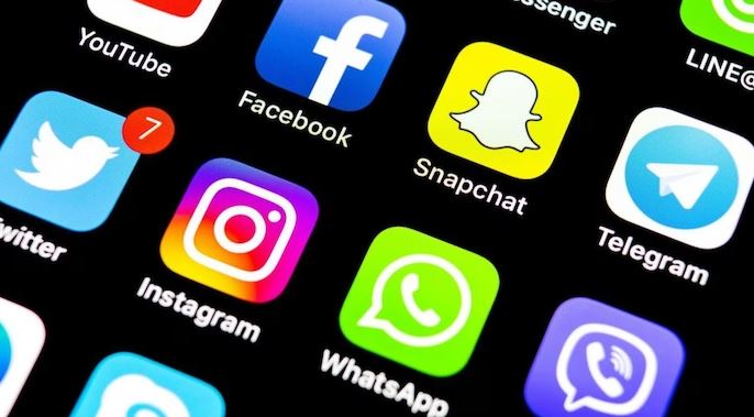 Government plans law to make Google, Facebook pay for news | What this means