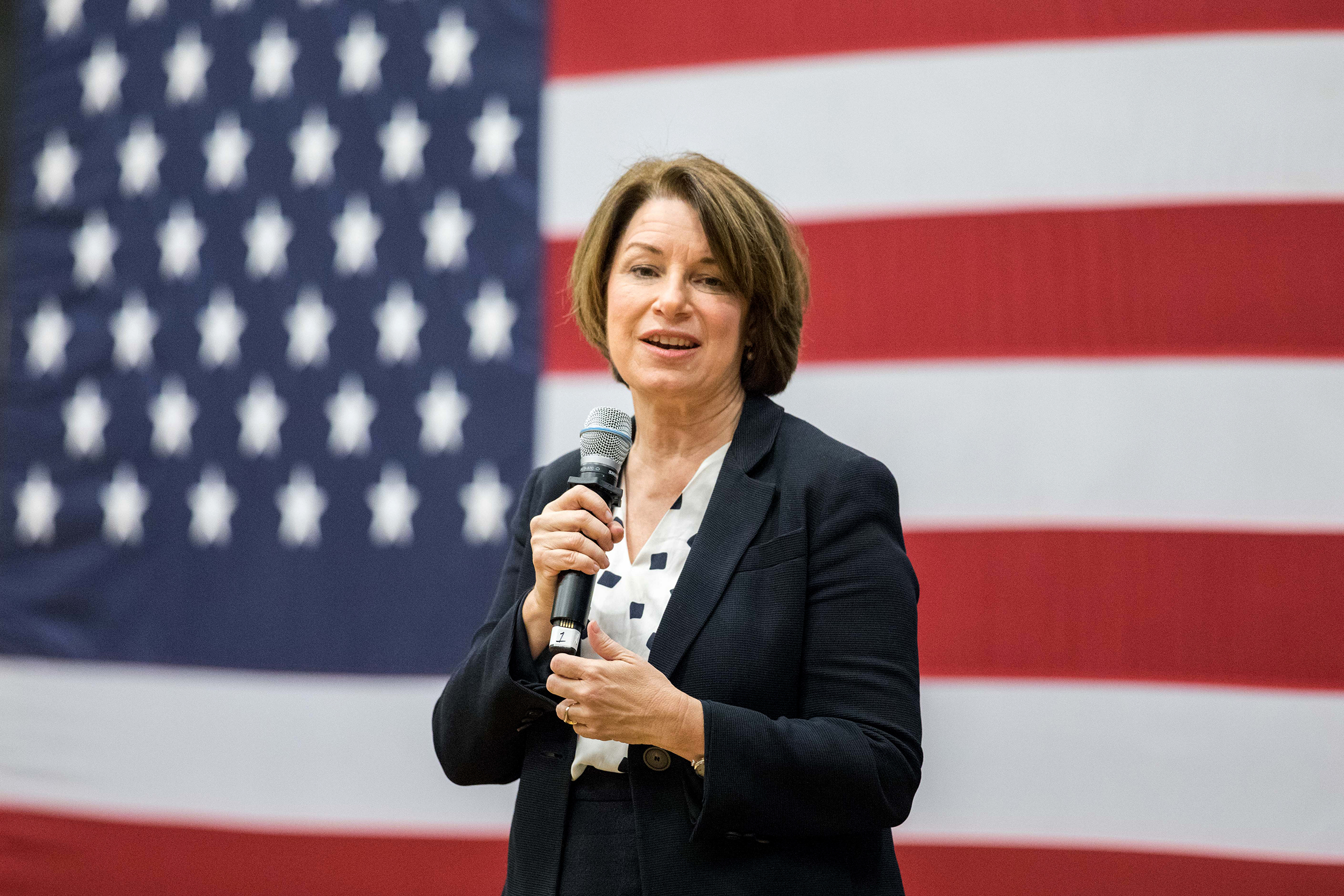 Klobuchar, Kennedy Introduce Bipartisan Legislation To Save Local Journalism